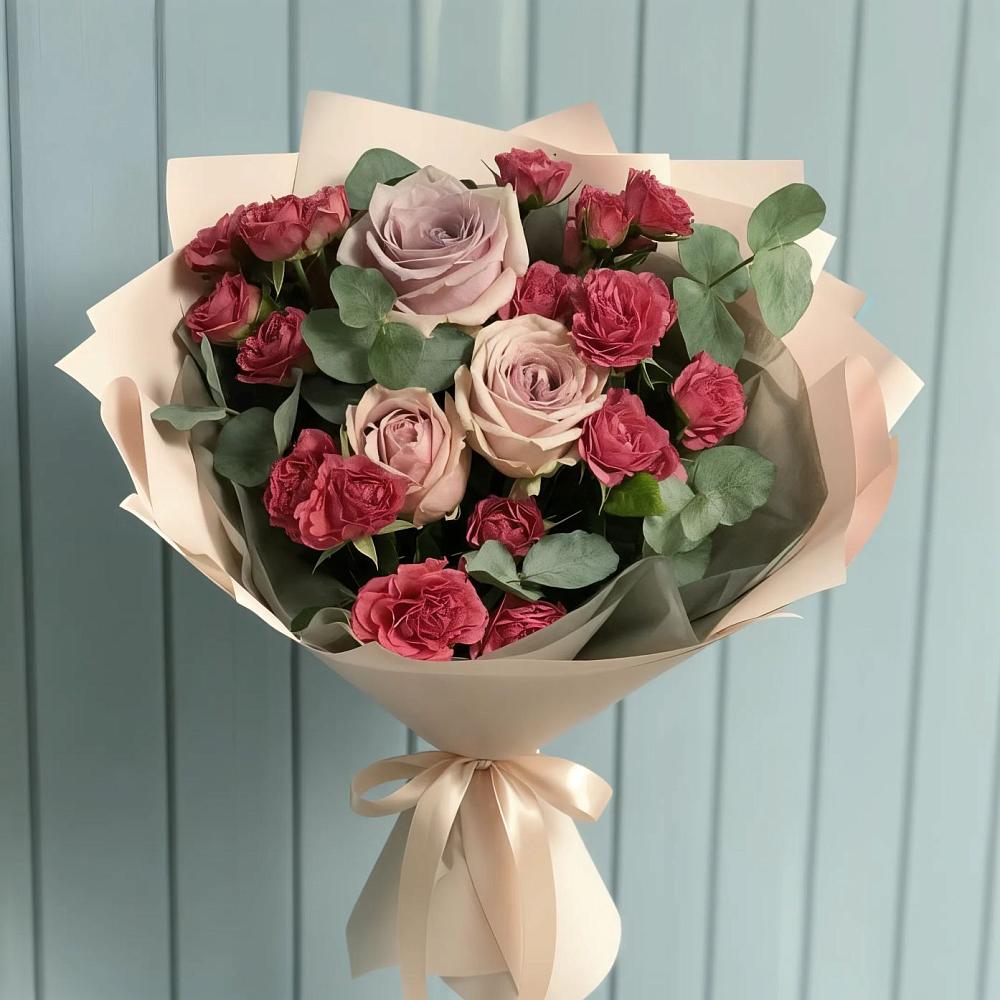 Букет цветов из: Гвоздики и Розы в Алуште