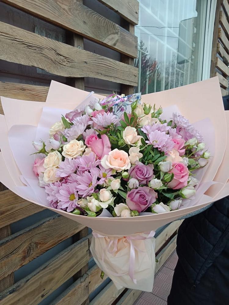 Букет цветов из: Розы и Хризантемы в Алуште