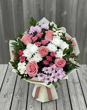 Букет цветов из:  Альстромерии, Гвоздики, Розы и Хризантемы #REPLACE_PRED# Алуште