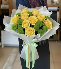 Букет цветов из:  Хризантемы и Розы в Алуште