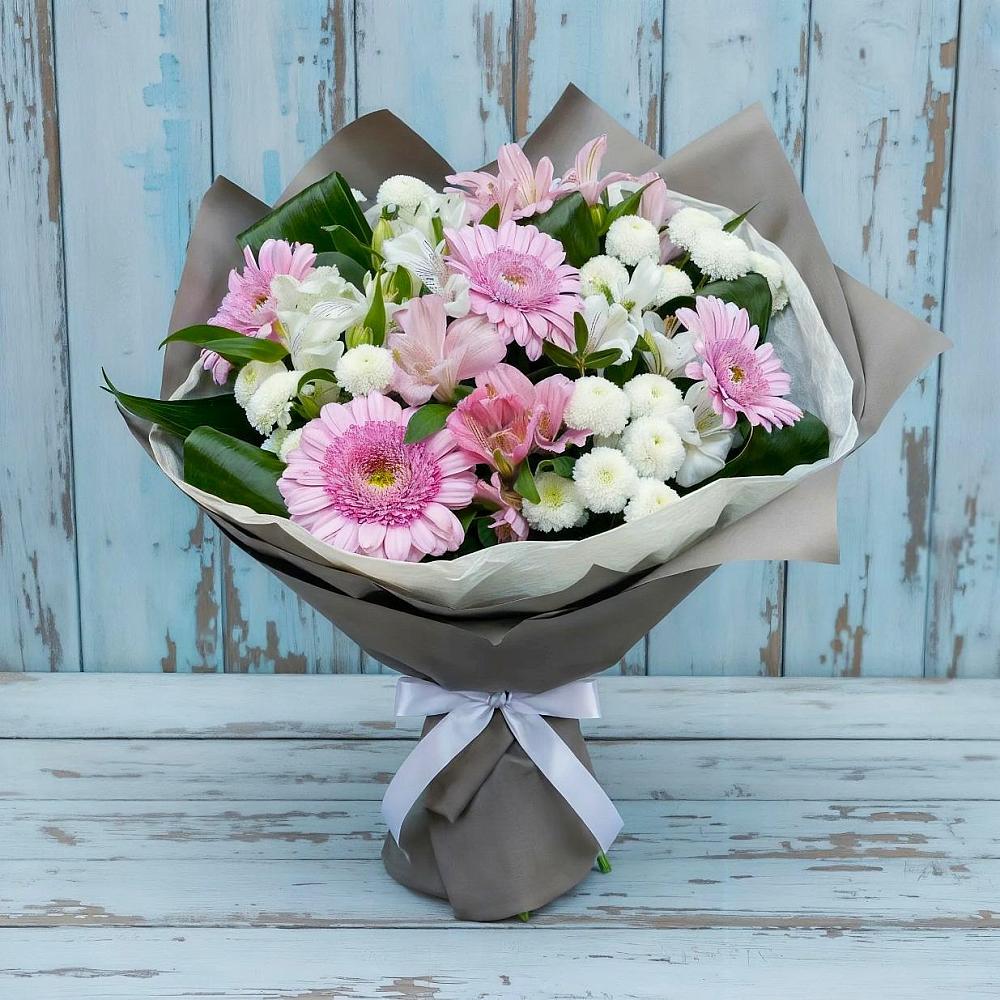 Букет цветов из: Герберы, Альстромерии и Хризантемы в Алуште
