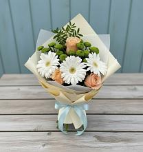 Букет цветов из:  Герберы, Розы и Хризантемы #REPLACE_PRED# Алуште