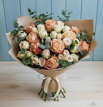 Букет цветов из:  Альстромерии и Розы в Алуште